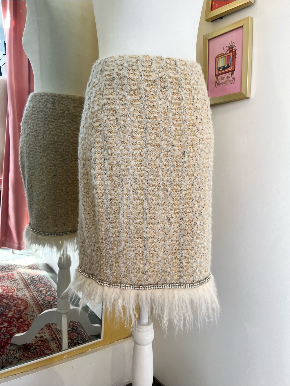 St John Collection by Marie Gray Tweed Skirt with Mongolian Fur Trim